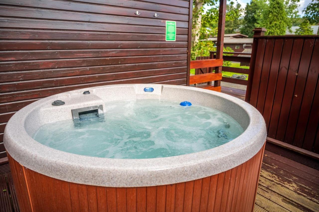 Birch Lodge 13 With Hot Tub Newton Stewart Ngoại thất bức ảnh
